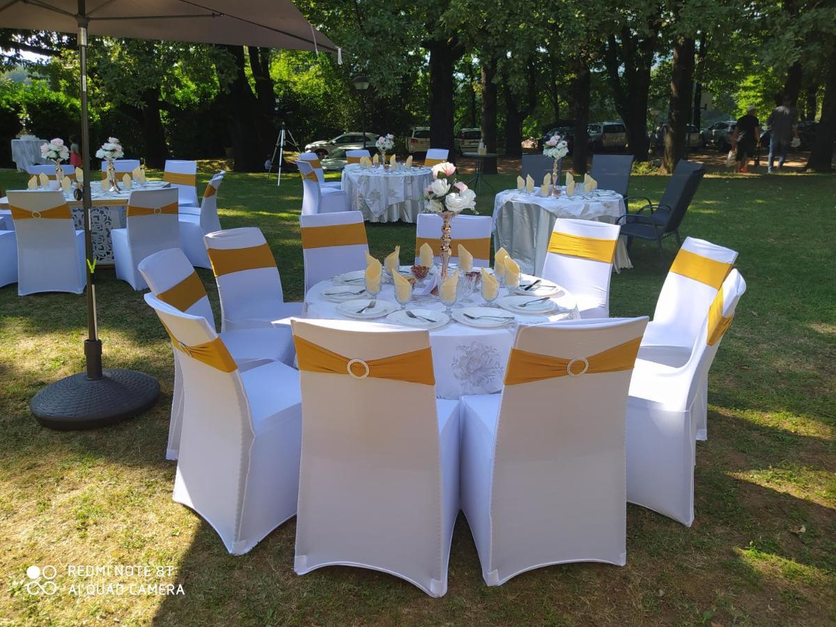 "La Selvetta" Bed And Breakfast Buguggiate Екстериор снимка