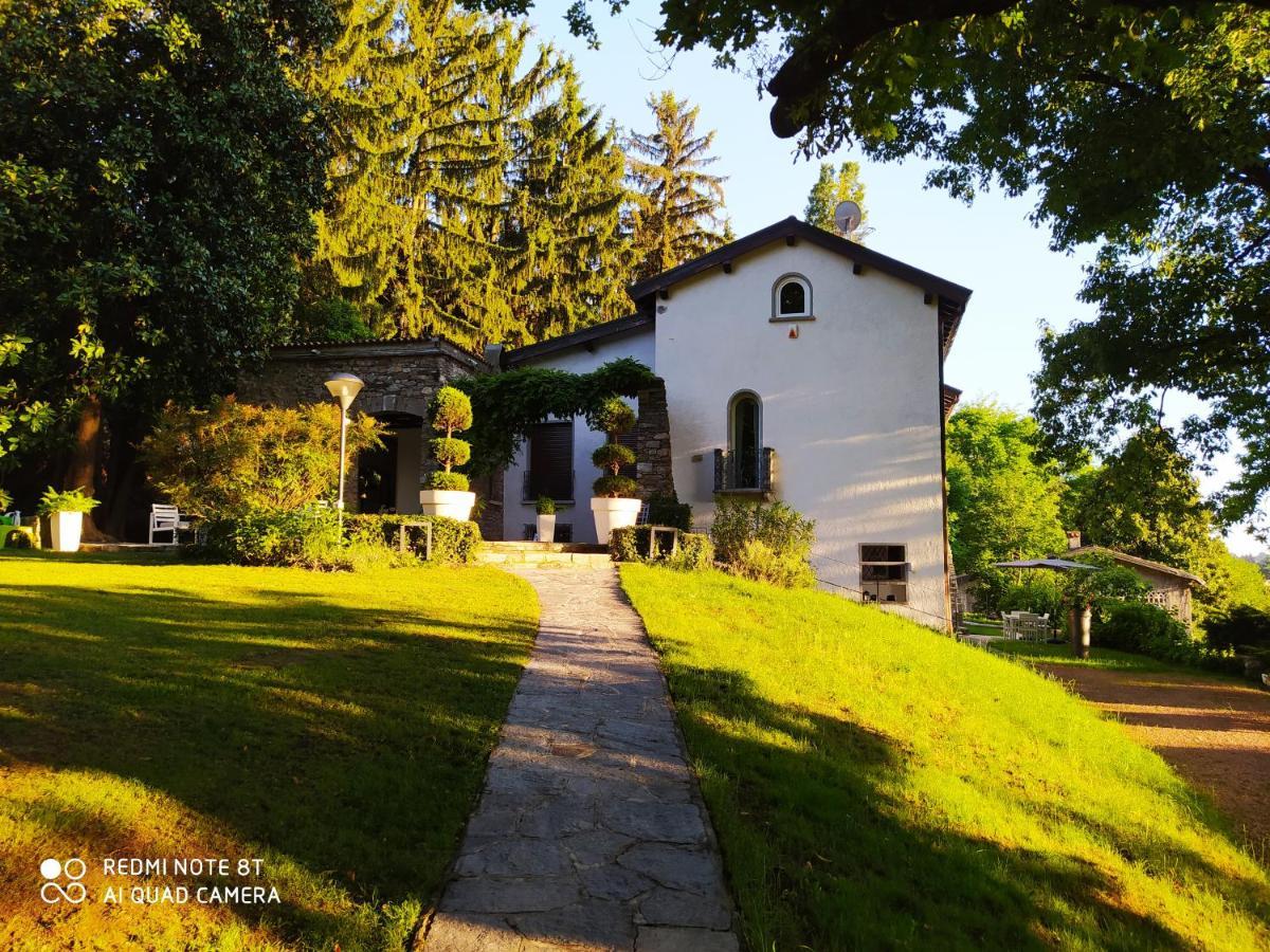 "La Selvetta" Bed And Breakfast Buguggiate Екстериор снимка